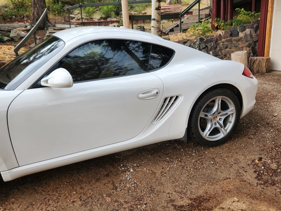 2011 Porsche 987 Cayman - Image 2 of 16
