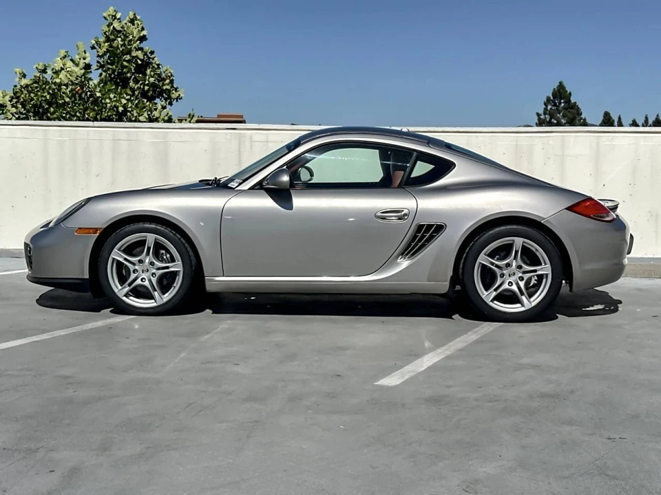 2011 Porsche Cayman - Image 2 of 5