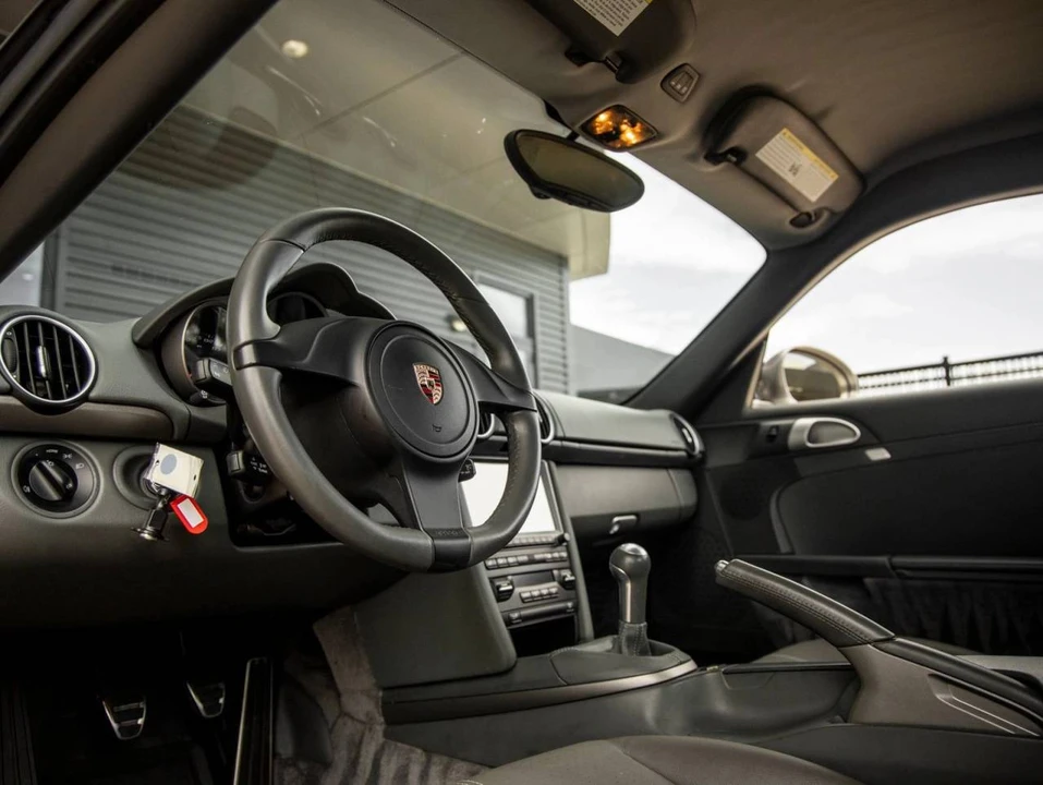 2011 Porsche 987 Cayman - Image 4 of 5