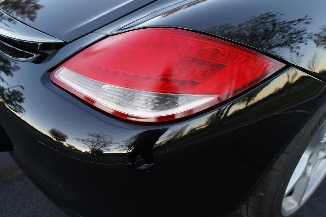 2011 Porsche 987 Cayman - Image 26 of 31