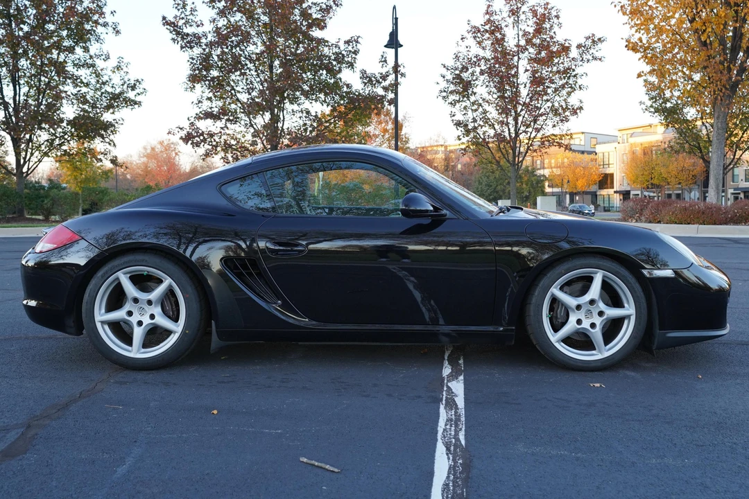 2011 Porsche 987 Cayman - Image 3 of 31