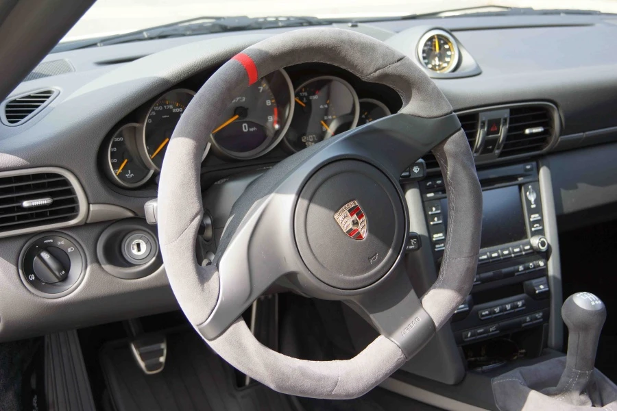 2011 Porsche 997 GT3 - Image 3 of 3
