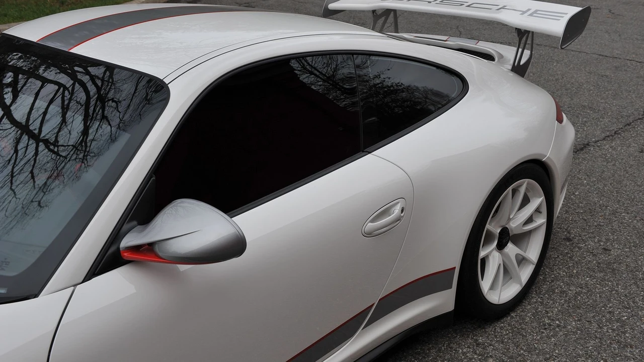 2011 Porsche 997 GT3 RS 4.0 - Image 27 of 31