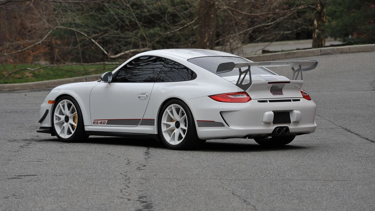 2011 Porsche 997 GT3 RS 4.0 - Image 15 of 31