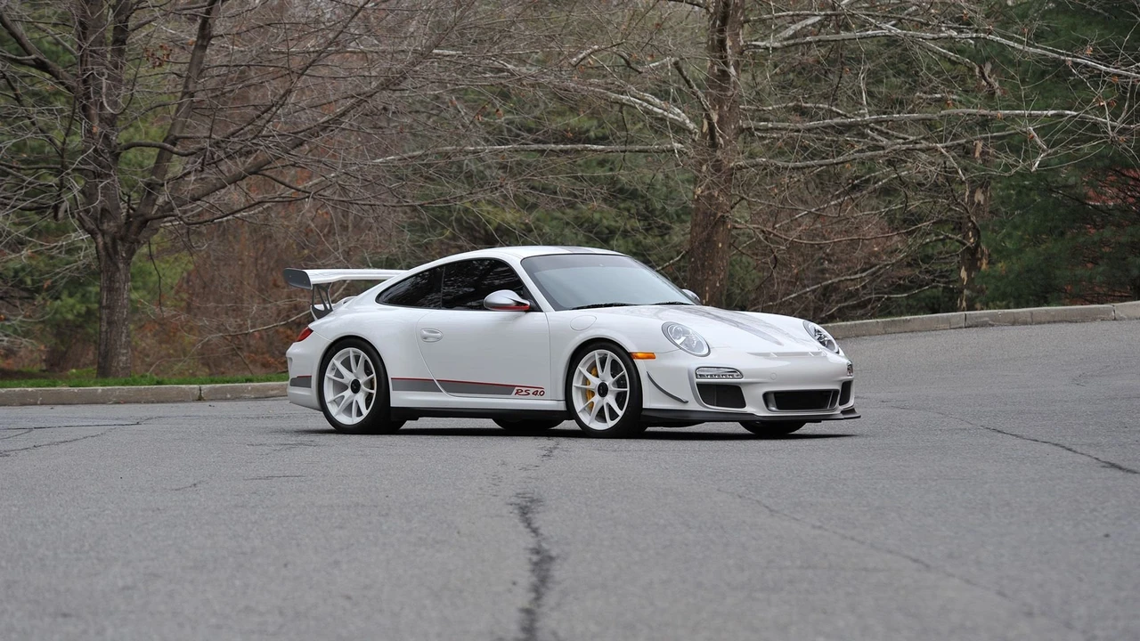 2011 Porsche 997 GT3 RS 4.0 - Image 8 of 31