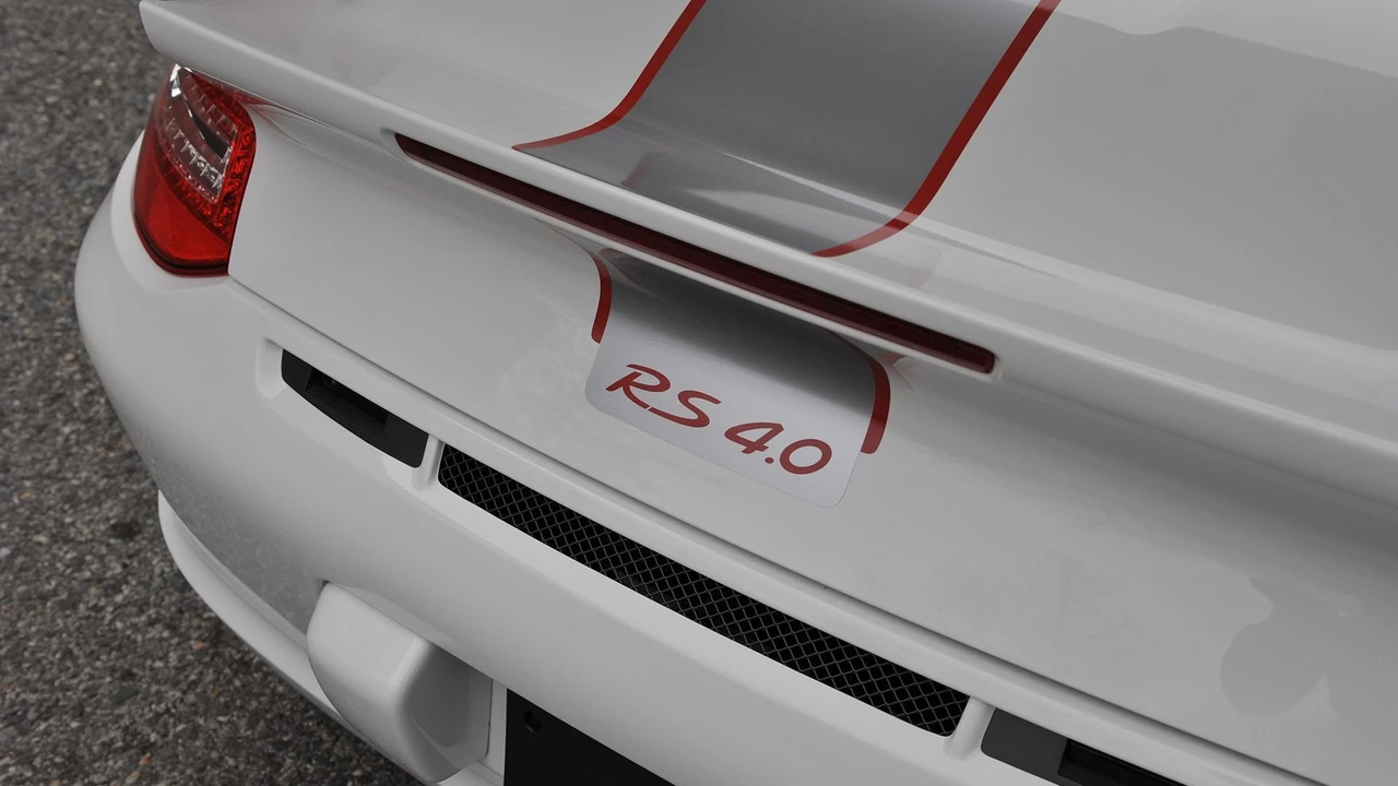2011 Porsche 997 GT3 RS 4.0 - Image 23 of 31
