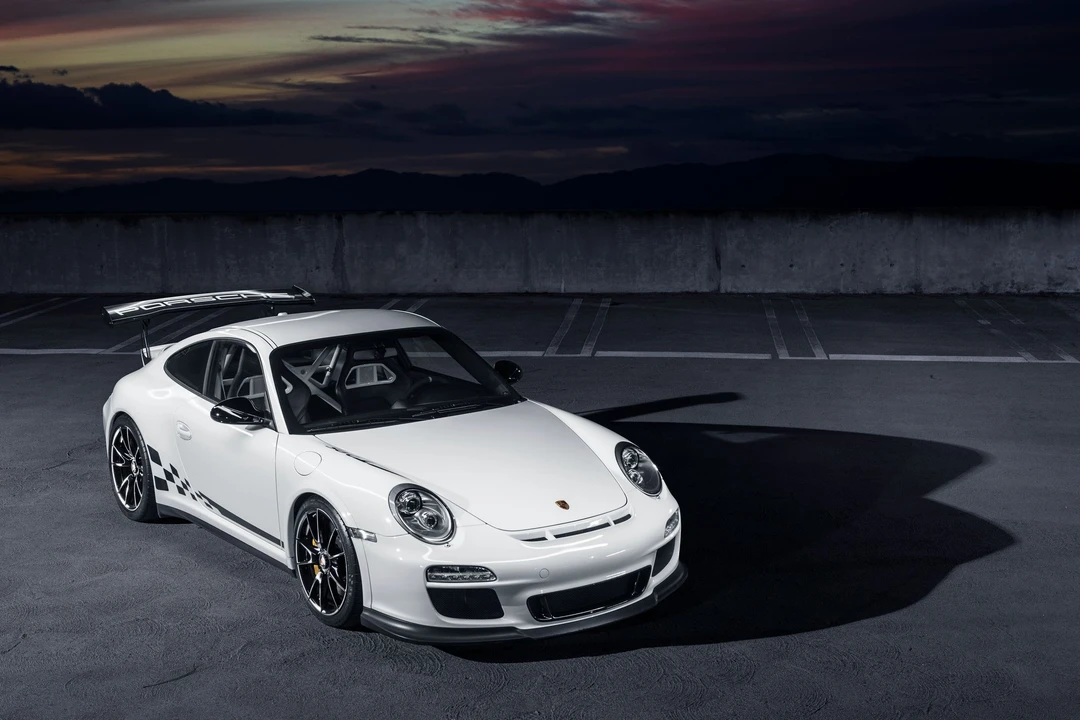 2011 Porsche 997 GT3 RS - Image 2 of 11