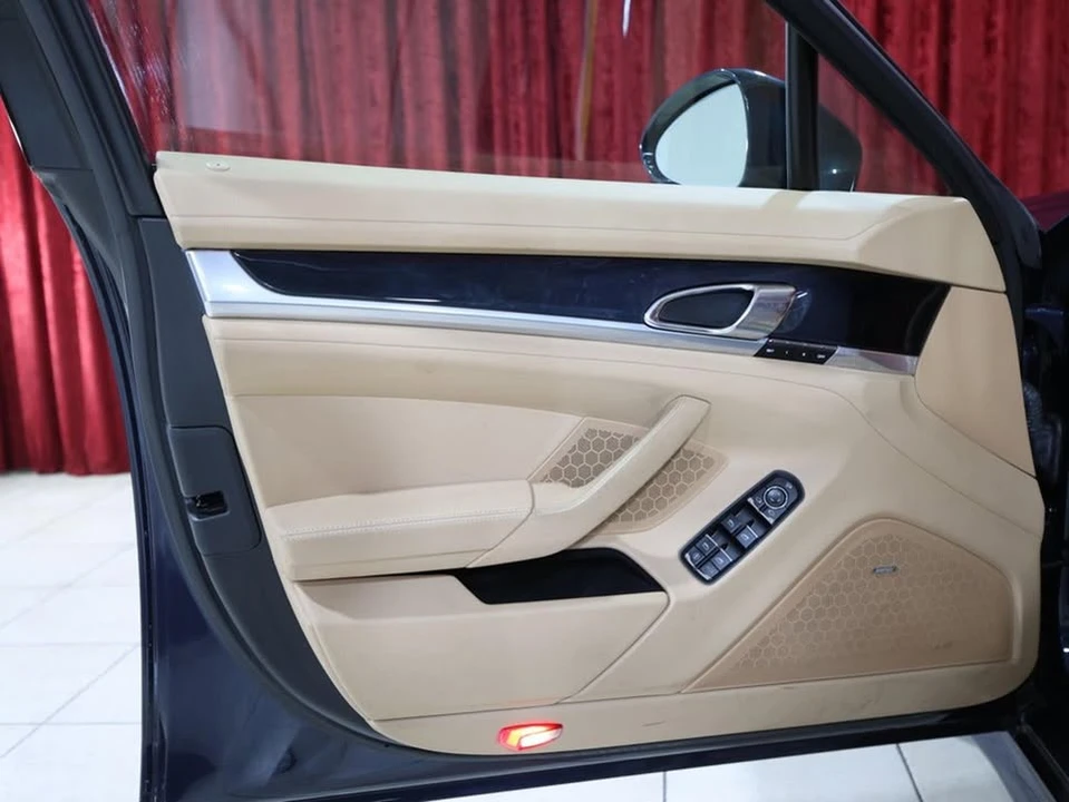 2011 Porsche 970 Panamera - Image 10 of 19