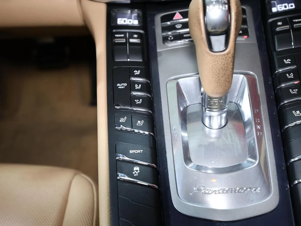 2011 Porsche 970 Panamera - Image 19 of 19