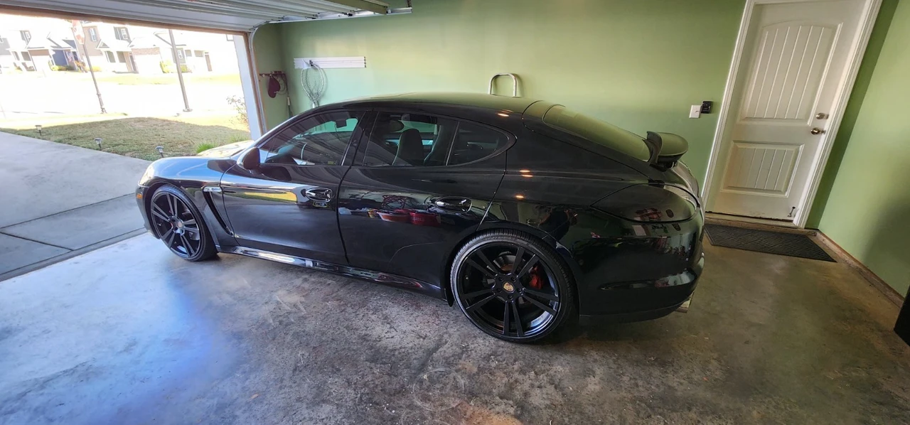 2011 Porsche 970 Panamera - Image 2 of 8