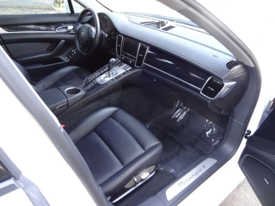 2011 Porsche 970 Panamera - Image 14 of 15