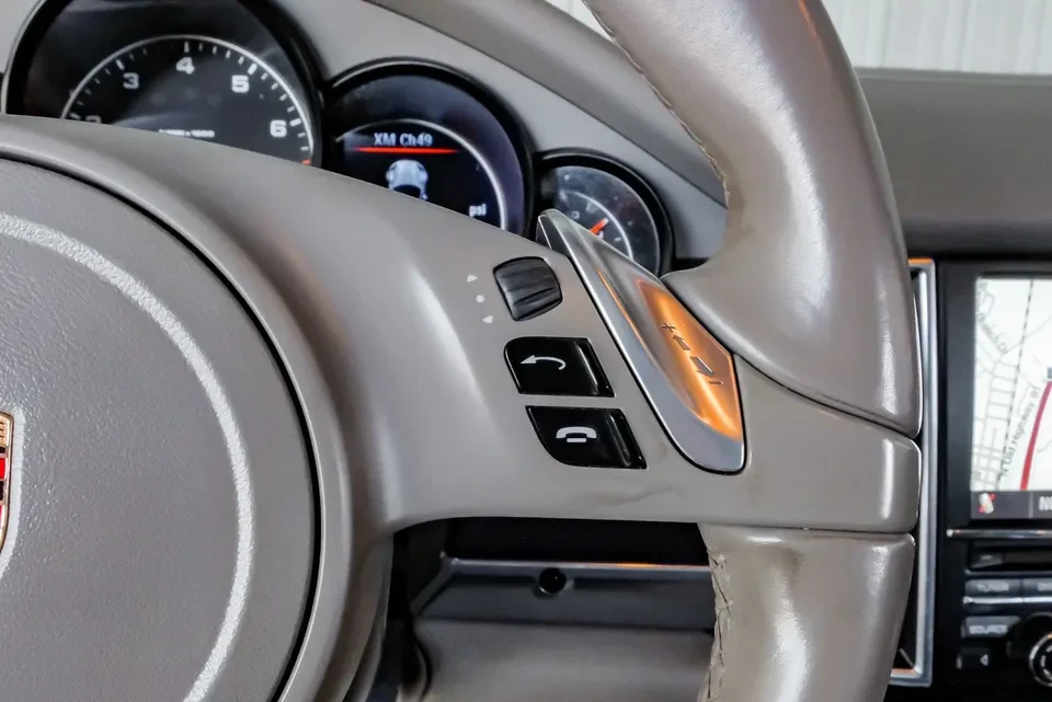 2011 Porsche 970 Panamera - Image 16 of 18