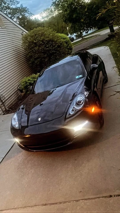 2011 Porsche 970 Panamera 4S - Image 2 of 3