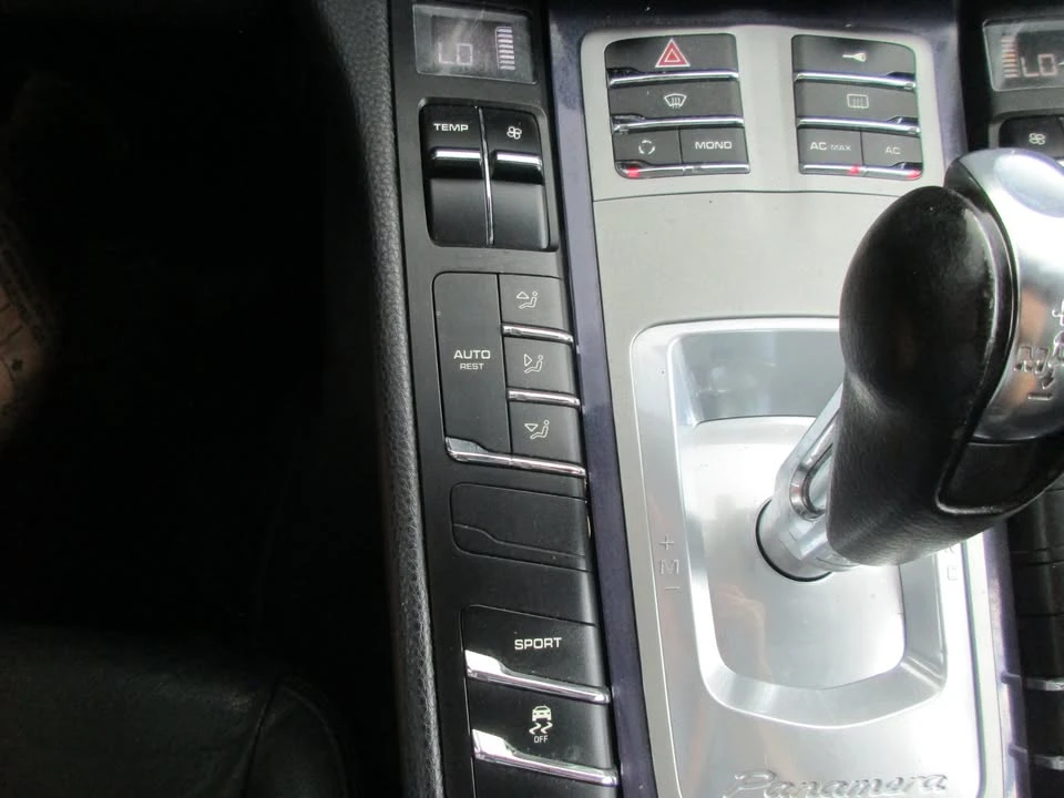 2011 Porsche 970 Panamera - Image 19 of 20