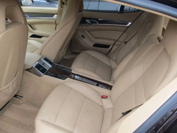 2011 Porsche 970 Panamera - Image 8 of 15