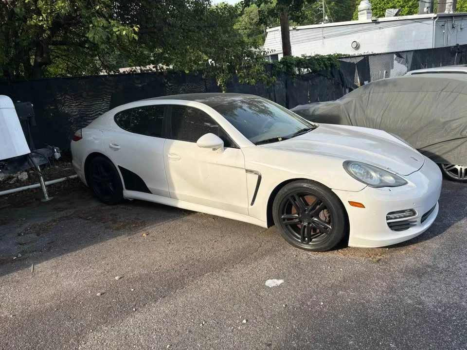 2011 Porsche 970 Panamera - Image 6 of 7