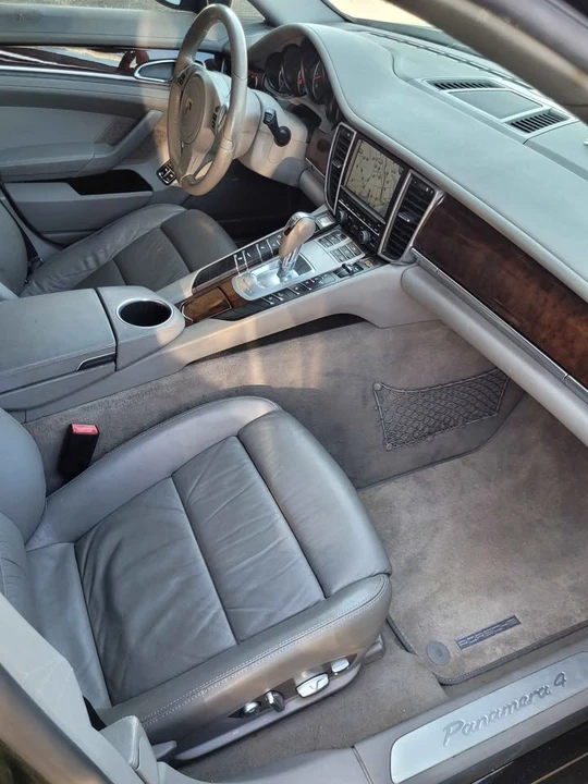 2011 Porsche 970 Panamera - Image 15 of 18