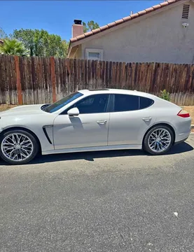 2011 Porsche Panamera 4 Sedan 4D