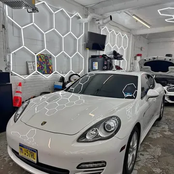 2011 Porsche Panamera 4