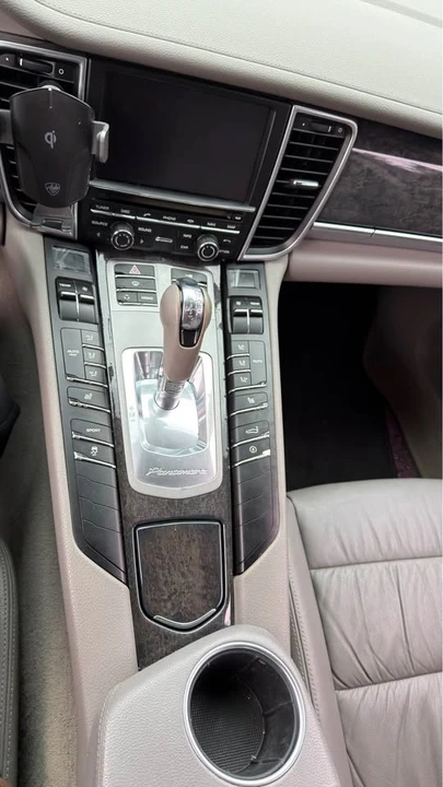 2011 Porsche 970 Panamera - Image 10 of 10