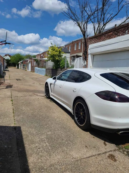2011 Porsche 970 Panamera - Image 2 of 7