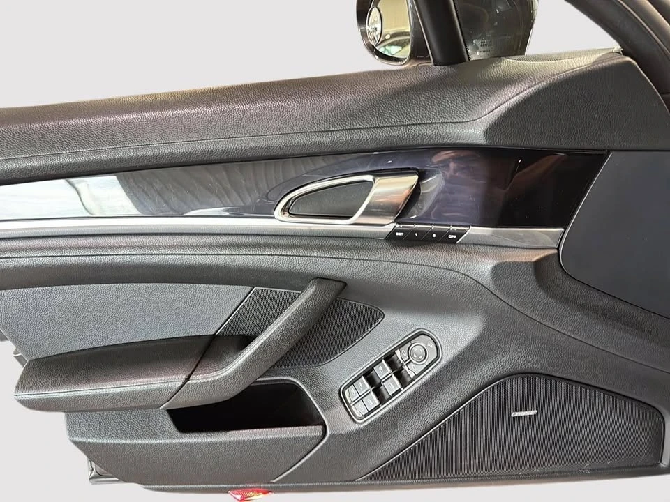 2011 Porsche 970 Panamera - Image 16 of 18