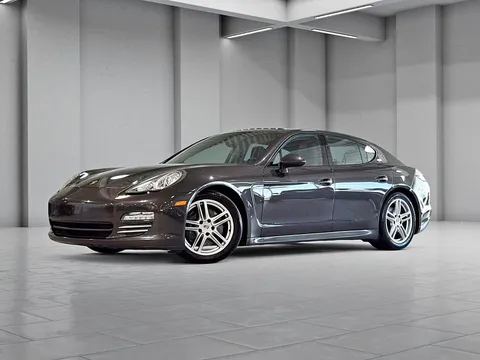 2011 Porsche Panamera 4