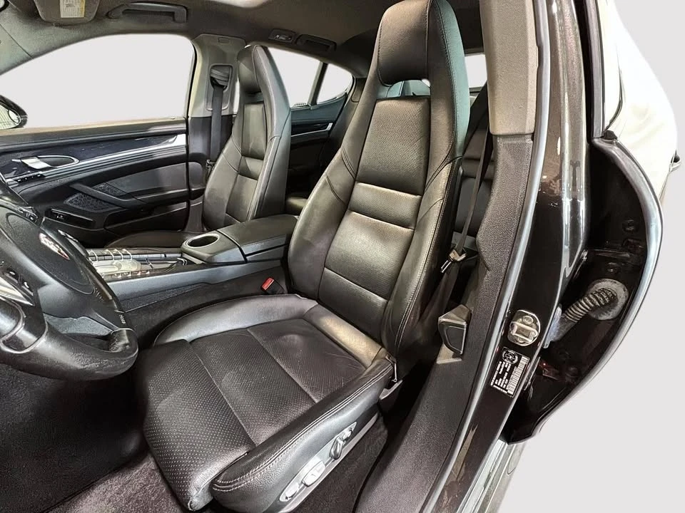 2011 Porsche 970 Panamera - Image 17 of 18