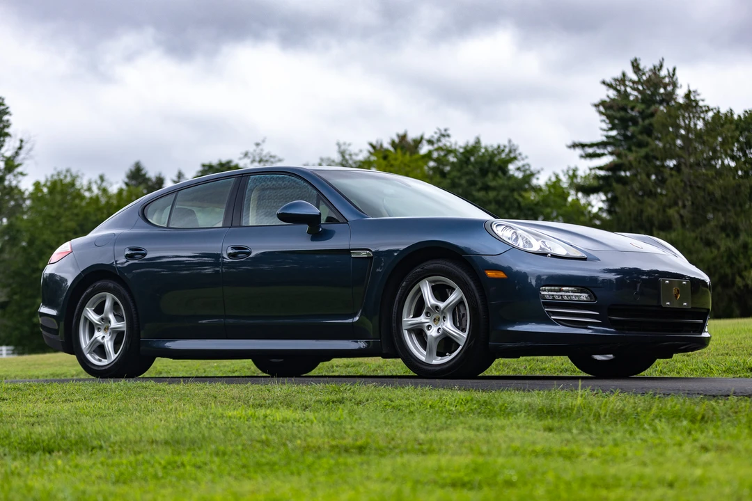 2011 Porsche 970 Panamera - Image 30 of 31