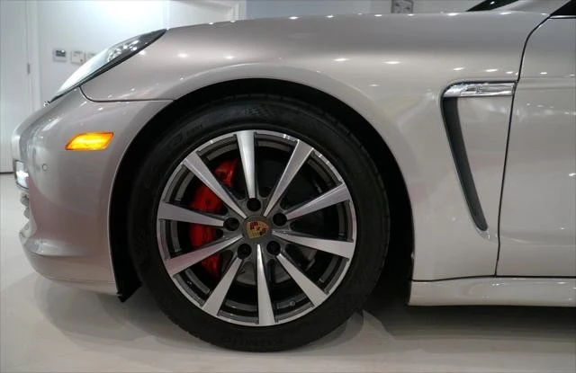 2011 Porsche 970 Panamera - Image 9 of 12