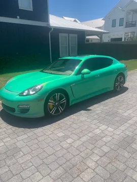 2011 Porsche Panamera 4