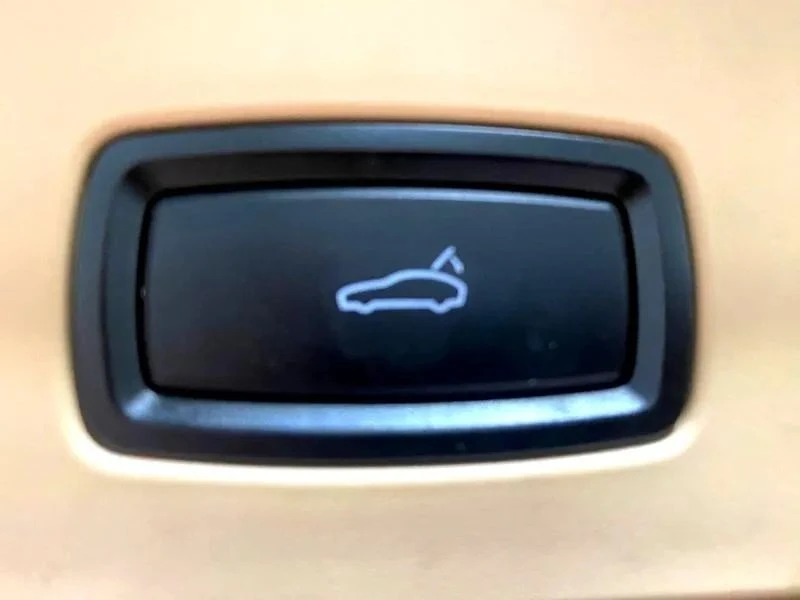 2011 Porsche 970 Panamera 4S - Image 8 of 12