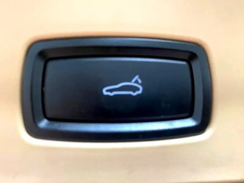 2011 Porsche 970 Panamera - Image 8 of 12