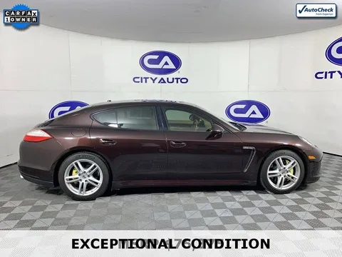 2011 Porsche Panamera 4