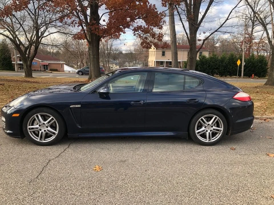 2011 Porsche 970 Panamera 4S - Image 8 of 15