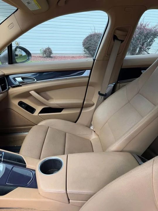 2011 Porsche 970 Panamera 4S - Image 7 of 9