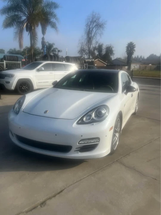 2011 Porsche 970 Panamera 4S - Image 3 of 8