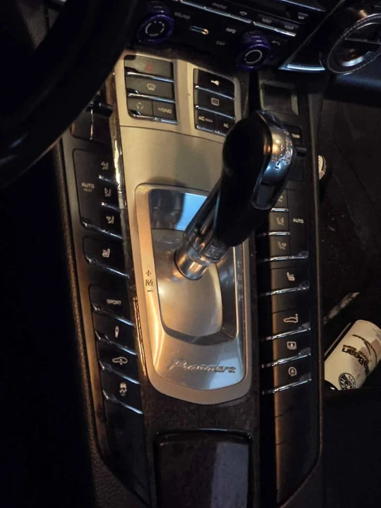 2011 Porsche 970 Panamera 4S - Image 6 of 11