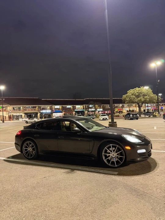 2011 Porsche 970 Panamera 4S - Image 3 of 8