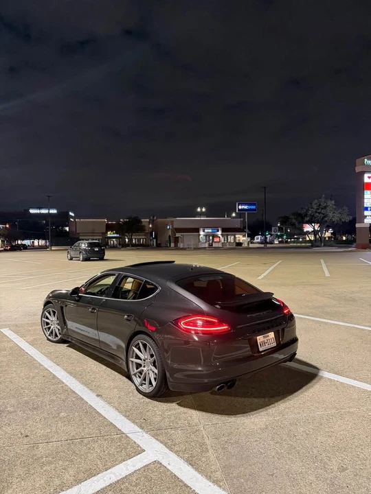 2011 Porsche 970 Panamera 4S - Image 4 of 8