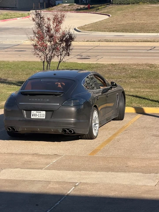 2011 Porsche 970 Panamera 4S - Image 7 of 8