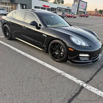 2011 Porsche Panamera 4S Sedan 4D