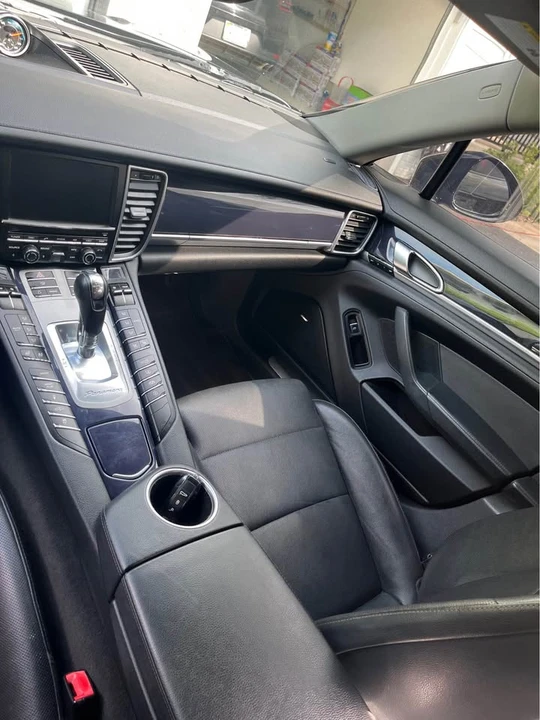 2011 Porsche 970 Panamera 4S - Image 7 of 8