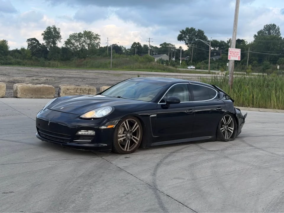 2011 Porsche 970 Panamera 4S - Image 4 of 8
