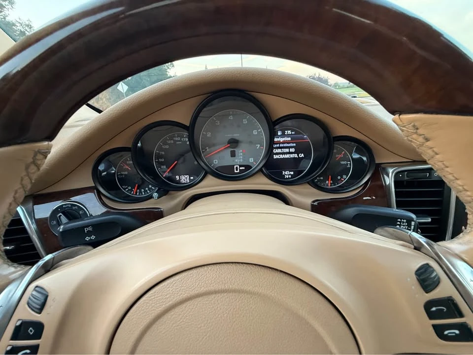 2011 Porsche 970 Panamera 4S - Image 9 of 20
