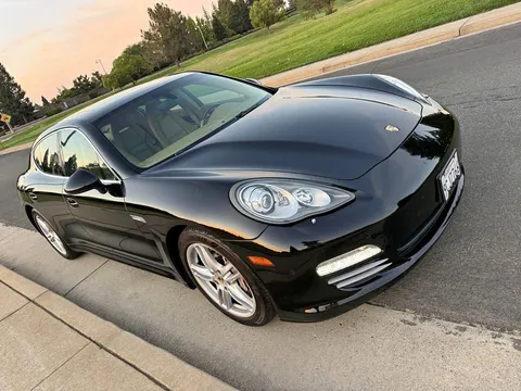 2011 Porsche Panamera 4S Sedan 4D