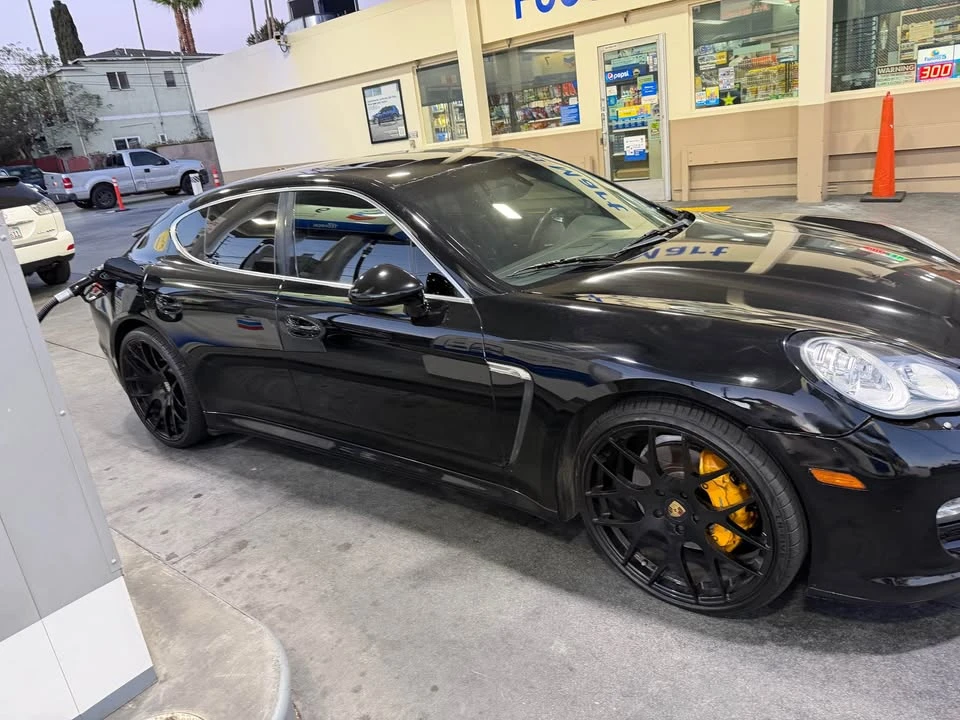 2011 Porsche 970 Panamera 4S - Image 2 of 8