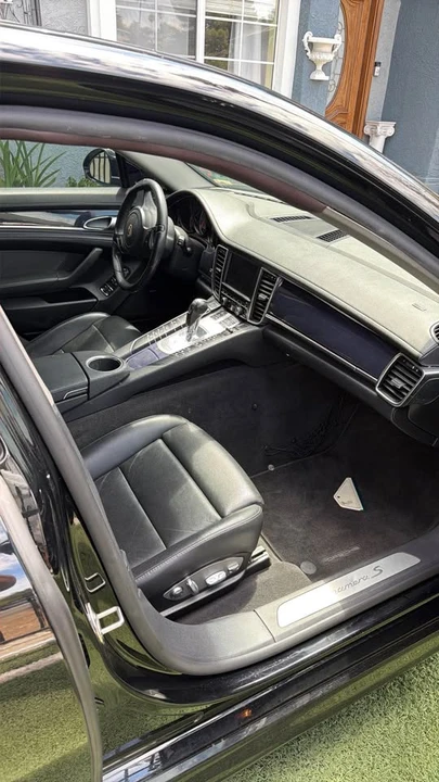 2011 Porsche 970 Panamera 4S - Image 7 of 8