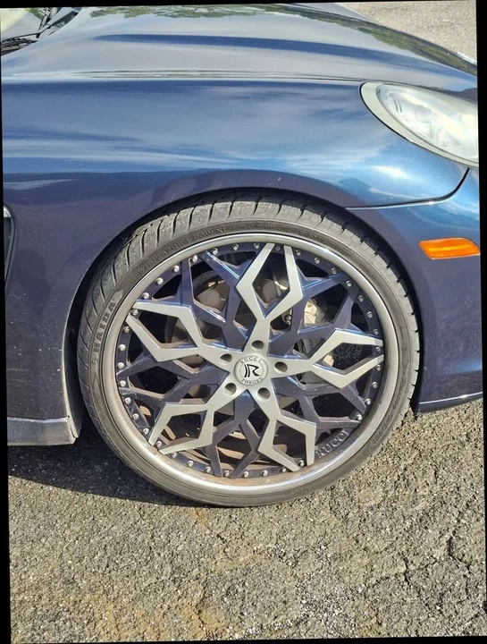 2011 Porsche 970 Panamera 4S - Image 16 of 16