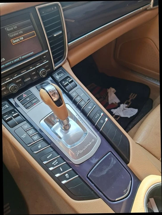 2011 Porsche 970 Panamera 4S - Image 13 of 16